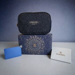 Chanel Navy Glitter Cosmetic Makeup Pouch With Travel Mirror NEW GWP